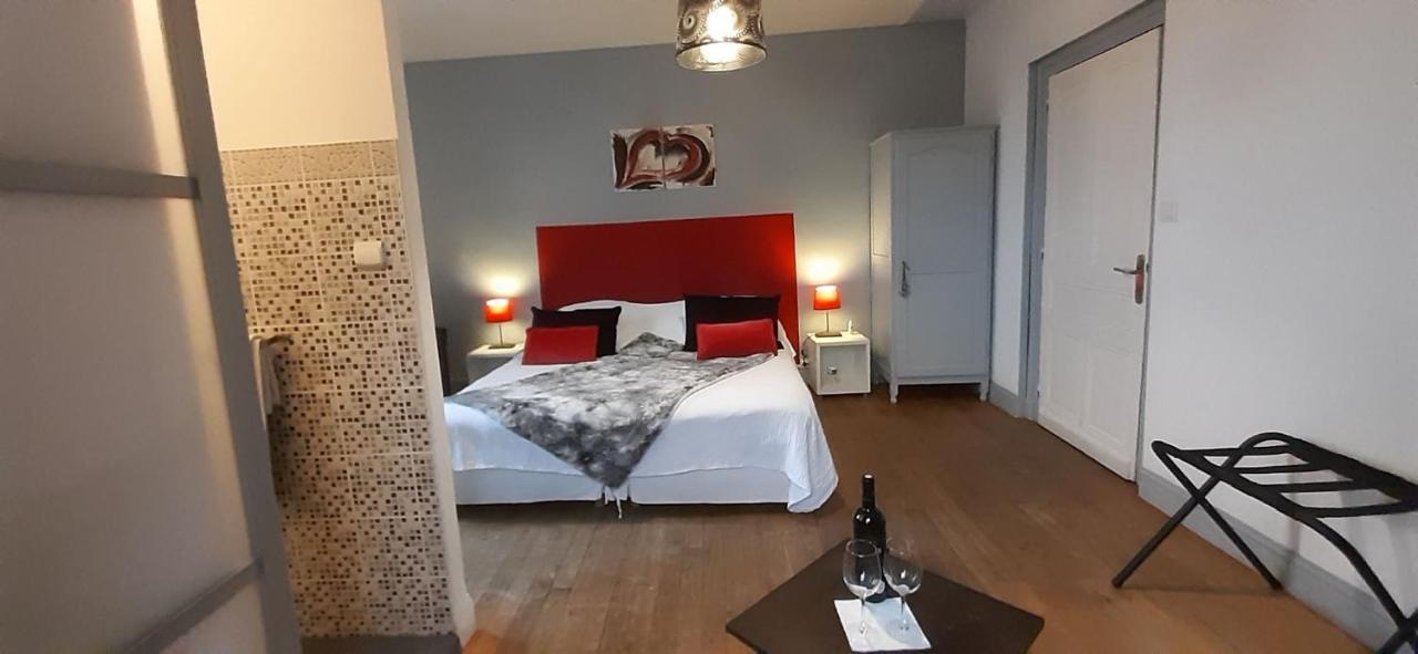 Ferme de Lagrave Hotell Coux-et-Bigaroque-Mouzens Eksteriør bilde